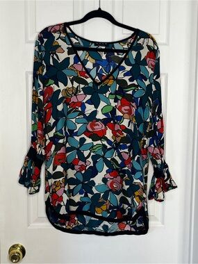 SHAN Multicolor Floral V-Neck Blouse